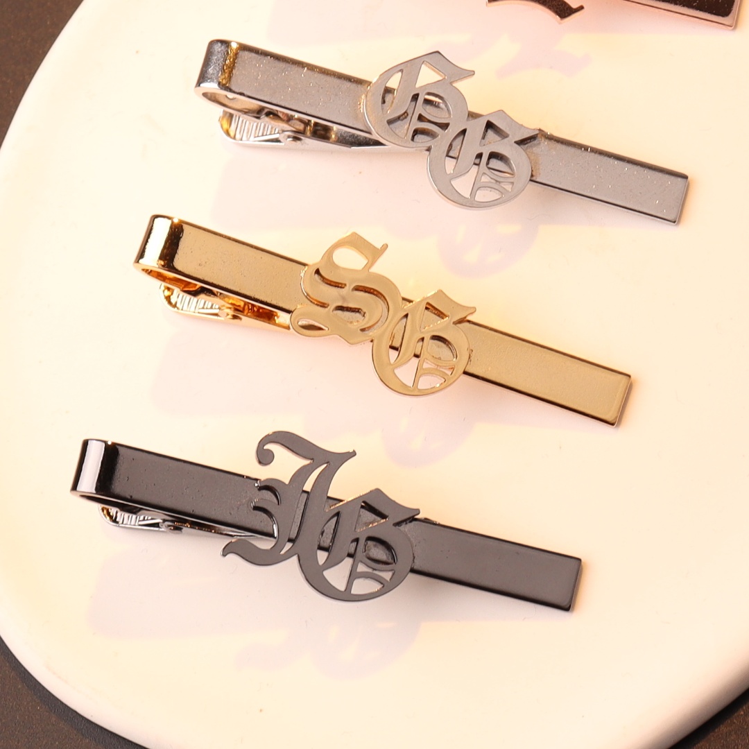 Clip de corbata con iniciales  - Men Accessories Name reseña y precio