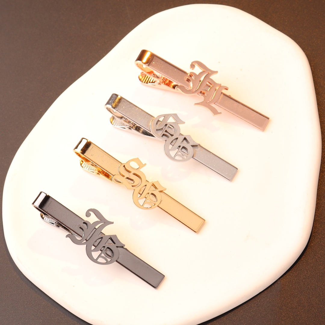 Clip de corbata con iniciales  - Men Accessories Name reseña y precio